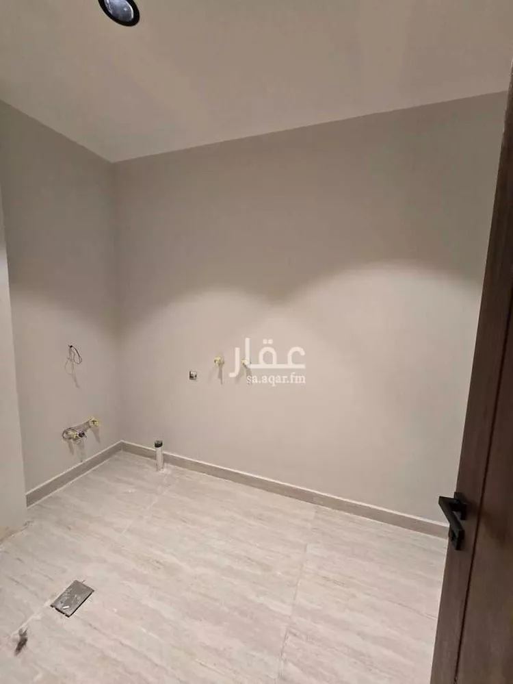 شقة للبيع في شارع أبو سعيد السيرافي, حي الرحاب 2, مدينة جازان, منطقة جازان 11