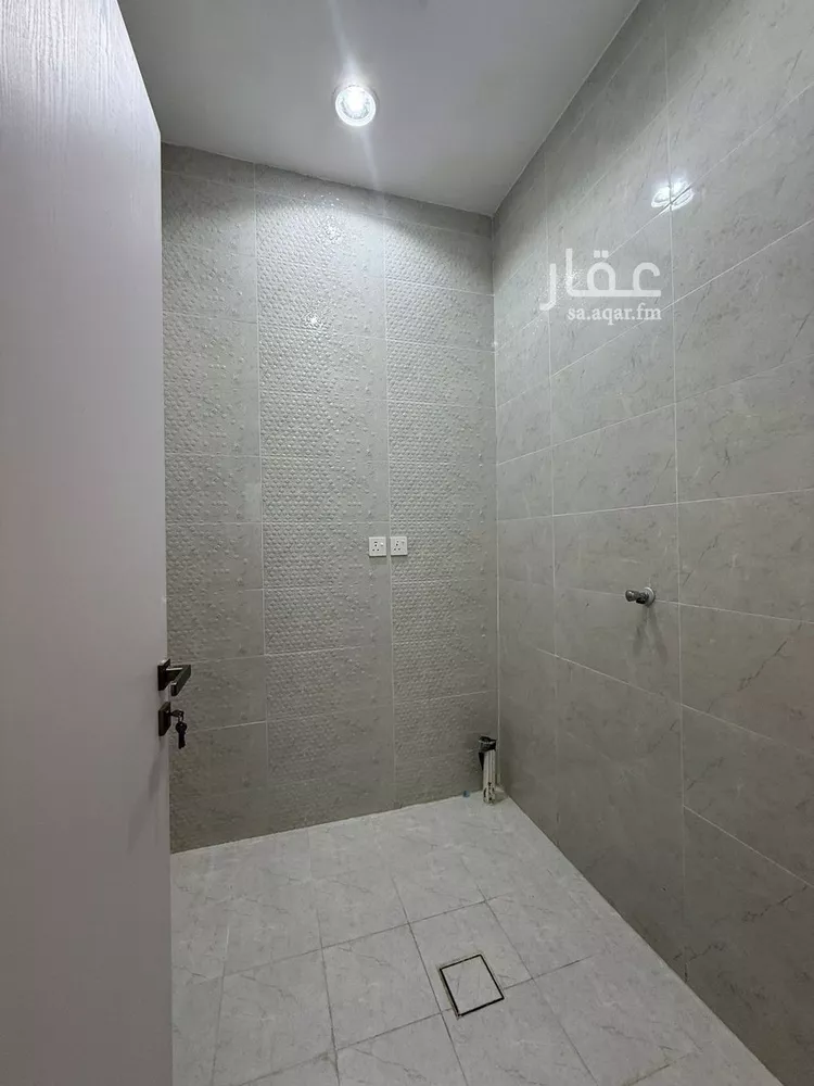 شقة للبيع في شارع ابو الشمقمق, حي السويس 1, مدينة جازان, منطقة جازان 10