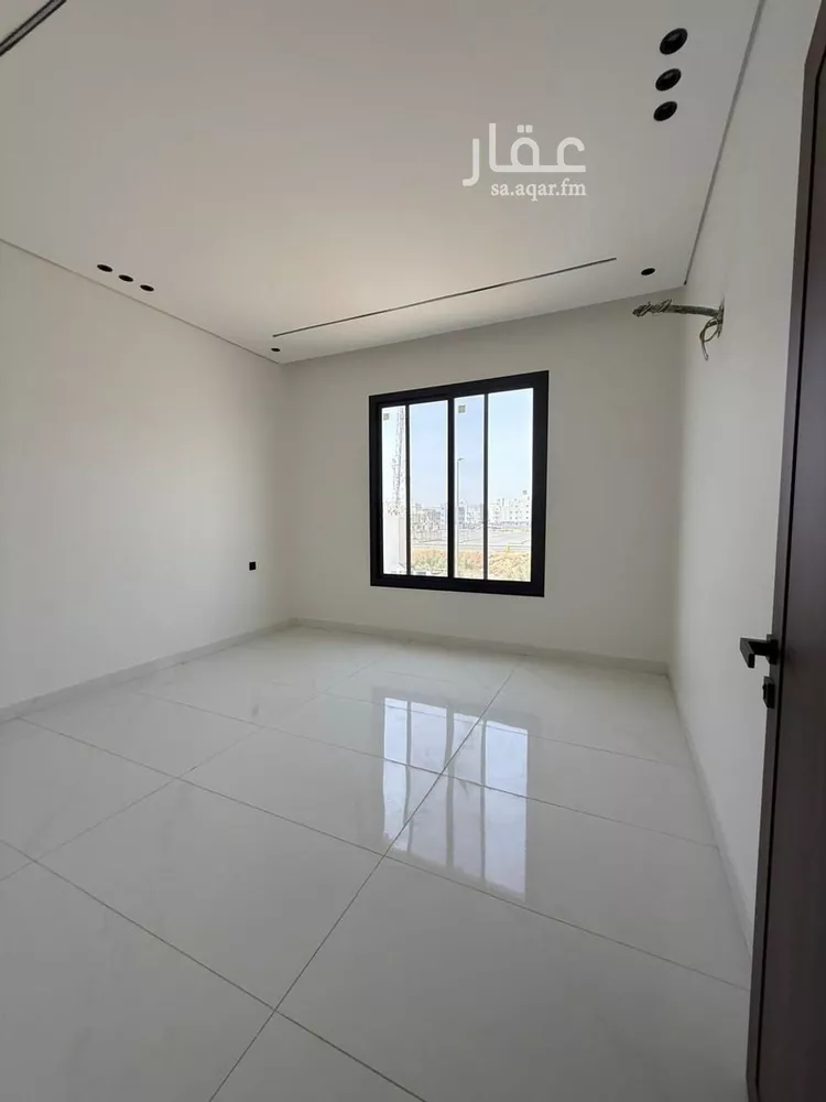 دور للبيع في شارع أبو دلامة, حي السويس 2, مدينة جازان, منطقة جازان 9