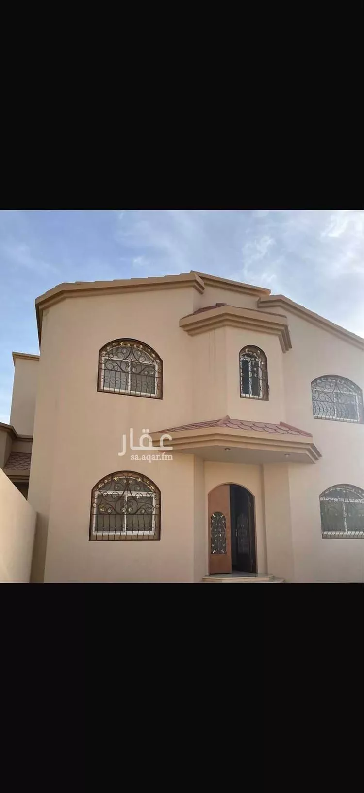فيلا للبيع في شارع عمر بن الخطاب -رضي الله عنه- ، حي العزيزية ، حائل ، منطقة حائل صورة 3