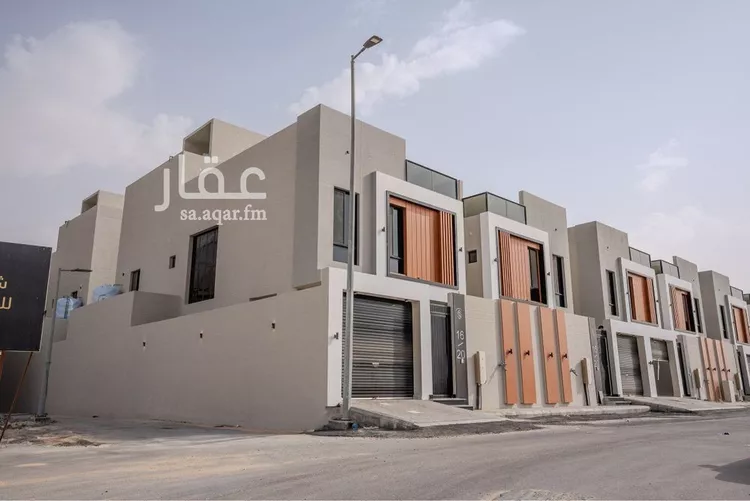Villa for Sale in Al Hofuf Jonob Mansobi Al Taleem