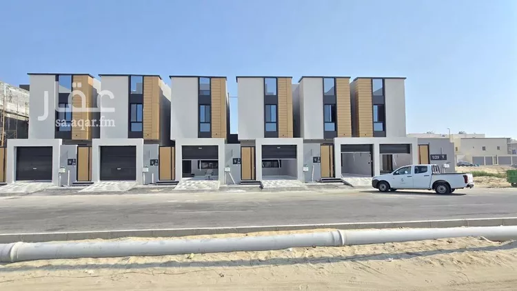 فيلا للبيع في شارع الرحمة, حي العقيق, مدينة الخبر, المنطقة الشرقية