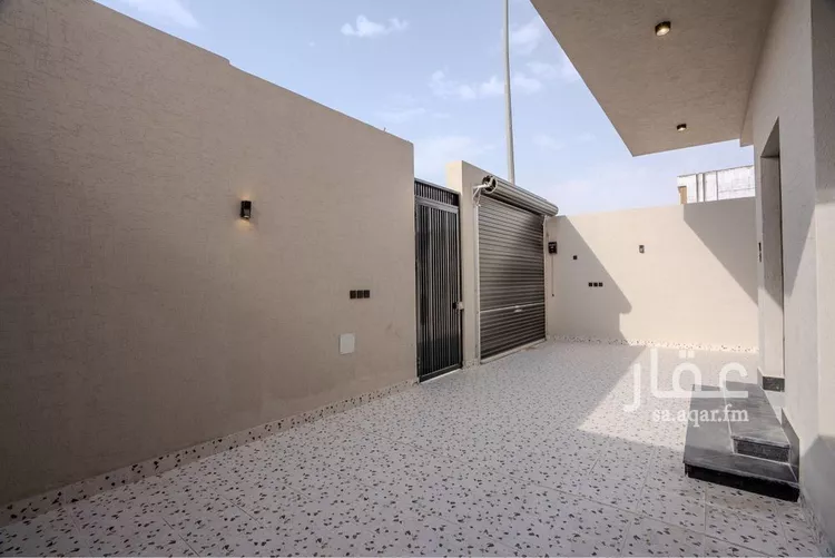 Villa for Sale in Al Hofuf Jonob Mansobi Al Taleem صورة 2