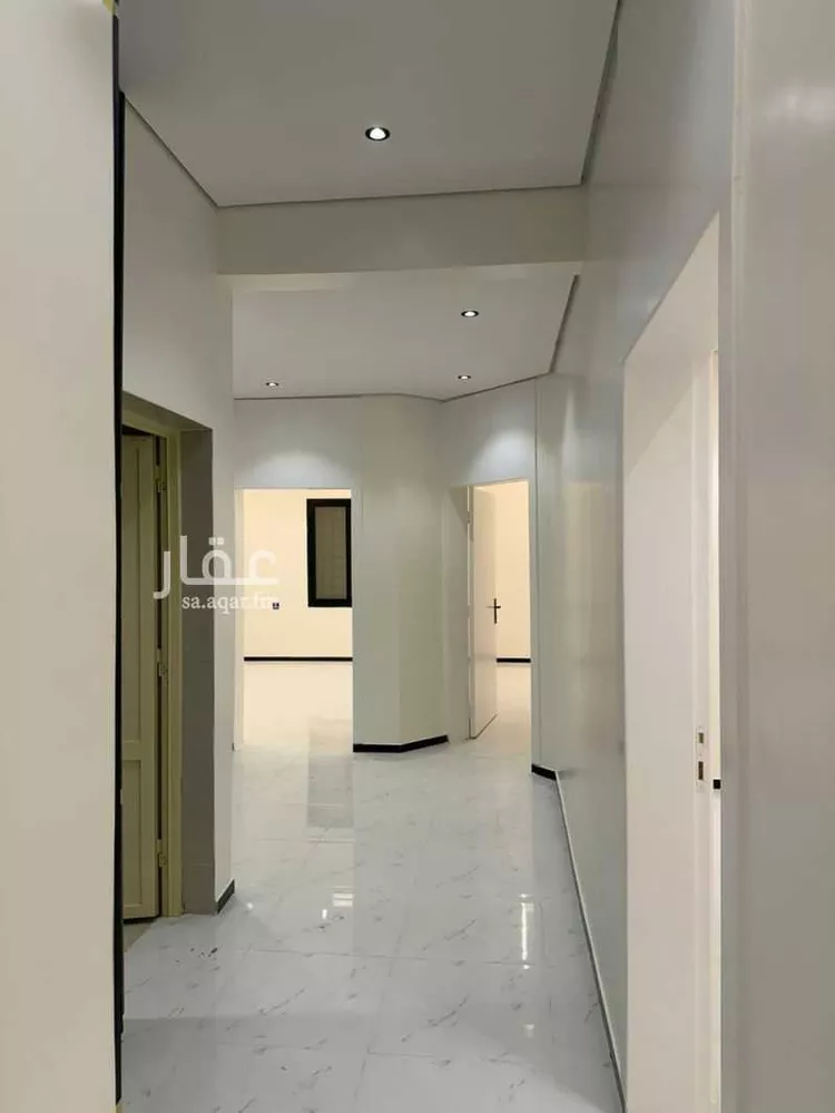 شقة للإيجار في شارع عبد الله الحرازي ، حي السويفلة ، حائل ، منطقة حائل صورة 3