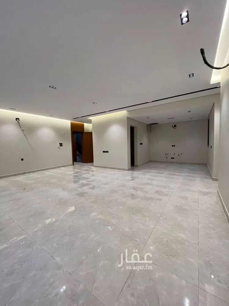 دور للبيع في شارع نهر أم الربيع, حي القادسية, مدينة الرياض, منطقة الرياض 8