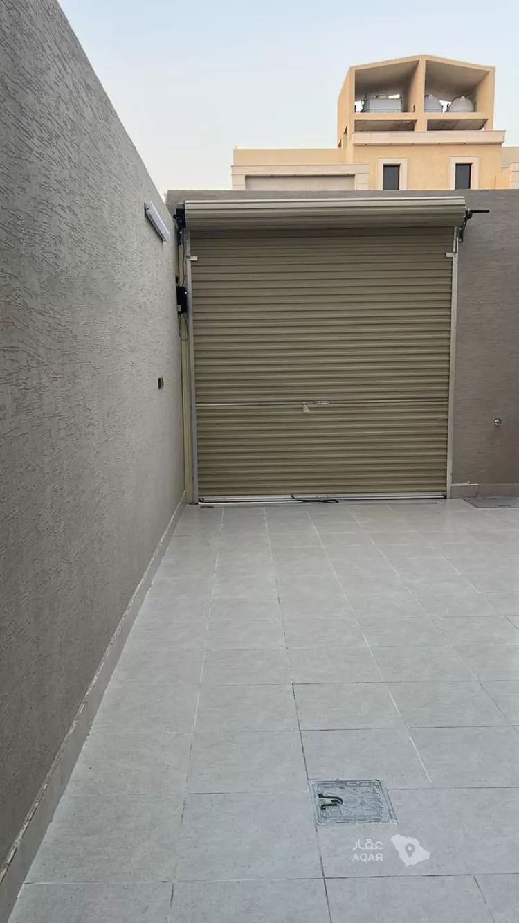 دور للبيع في شارع شاكر بن مكي, حي بدر, مدينة الرياض, منطقة الرياض صورة 4
