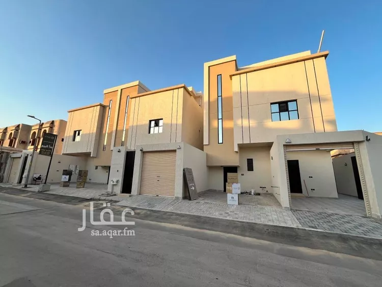 دور للبيع في شارع المباركة, حي العزيزية, مدينة الرياض, منطقة الرياض صورة 2