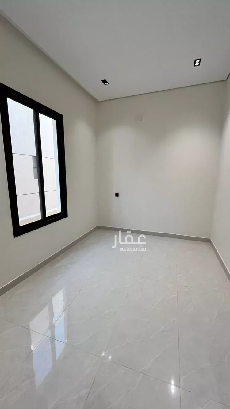 فيلا للبيع في شارع منصور بن عمار, حي بدر, مدينة الرياض, منطقة الرياض 7