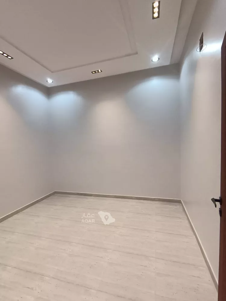 Apartment for Sale in Riyadh Tuwaiq 6