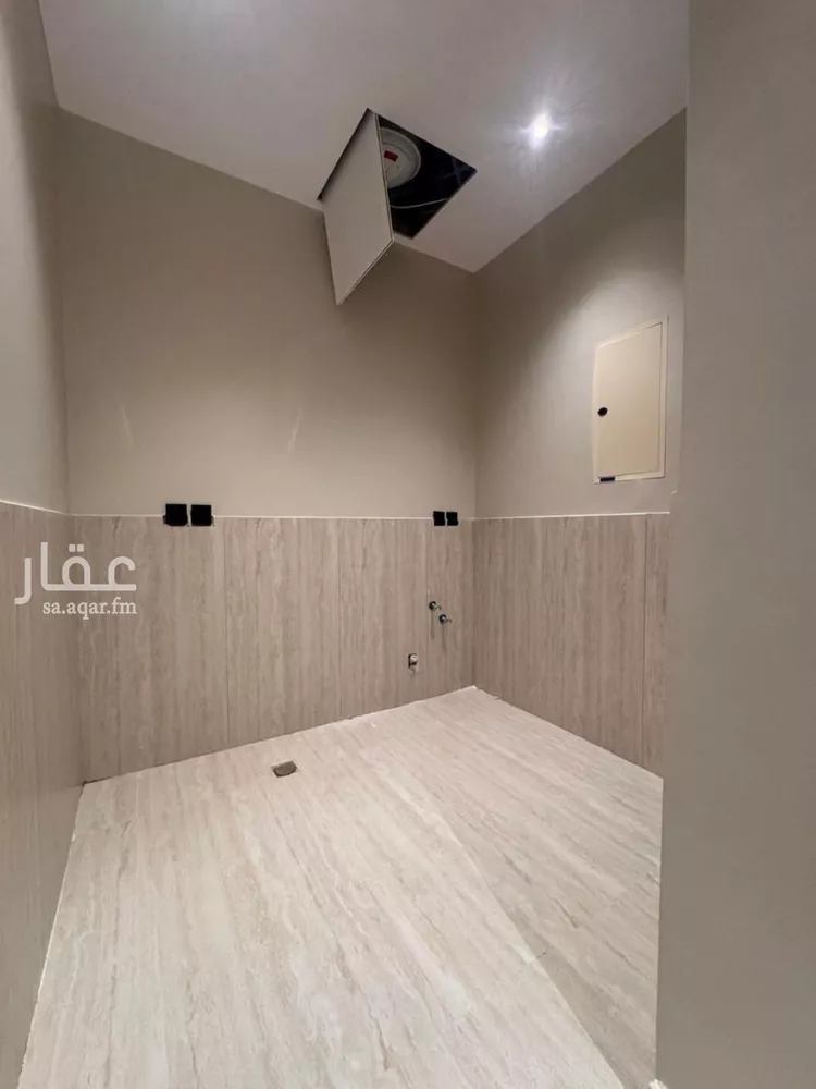 شقة للبيع في شارع محيي الدين النيسابوري, حي بدر, مدينة الرياض, منطقة الرياض 7