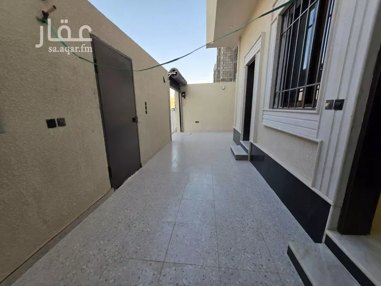 فيلا للبيع في شارع العفج, حي بدر, مدينة الرياض, منطقة الرياض صورة 3