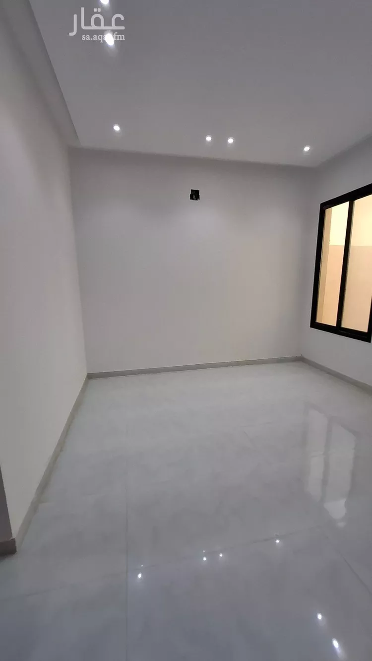 Villa for Sale in Riyadh Al Janadriyah 9