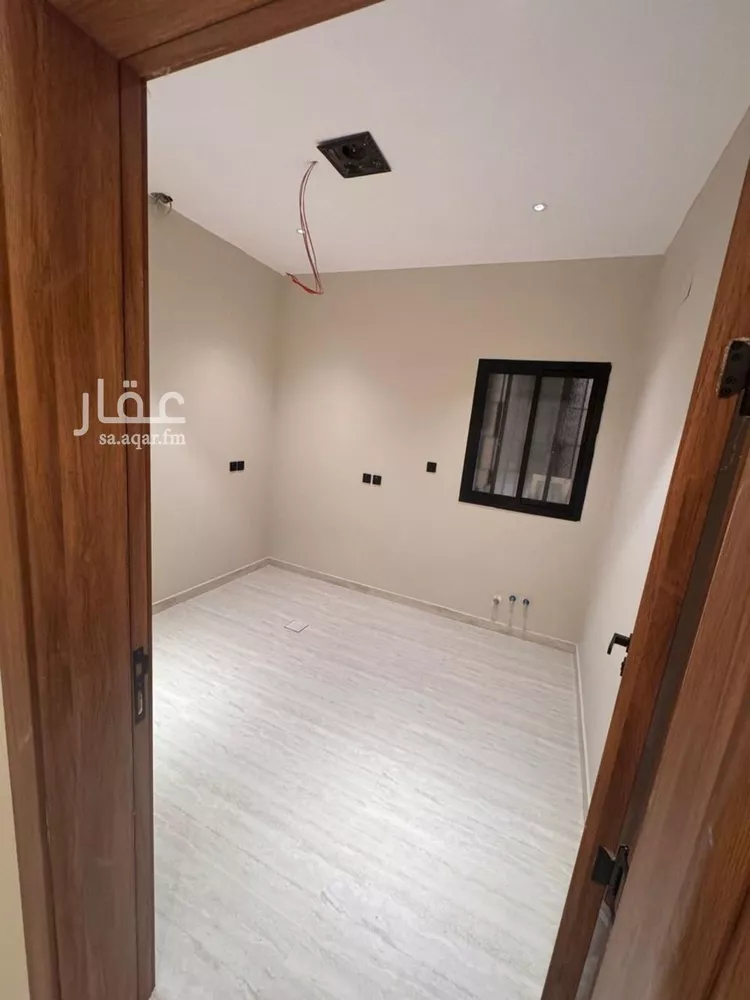 شقة للبيع في شارع محيي الدين النيسابوري, حي بدر, مدينة الرياض, منطقة الرياض 6