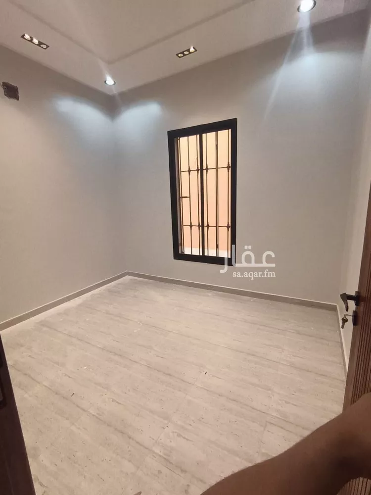 دور للبيع في شارع ابن الطاهري, حي طويق, مدينة الرياض, منطقة الرياض 8