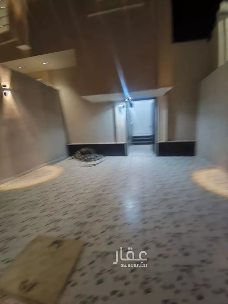 Floor for Sale in Riyadh Tuwaiq صورة 4