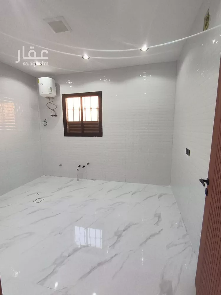 دور للبيع في شارع ابن الطاهري, حي طويق, مدينة الرياض, منطقة الرياض صورة 4