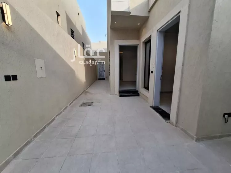 Floor for Sale in Riyadh Badr 12