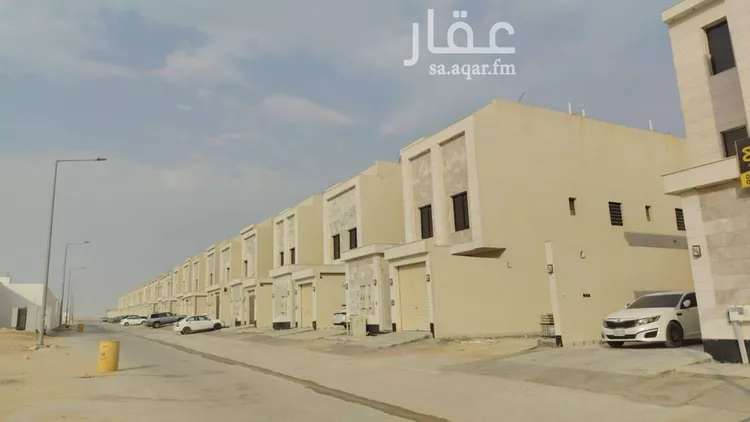 Floor for Sale in Riyadh Al Janadriyah
