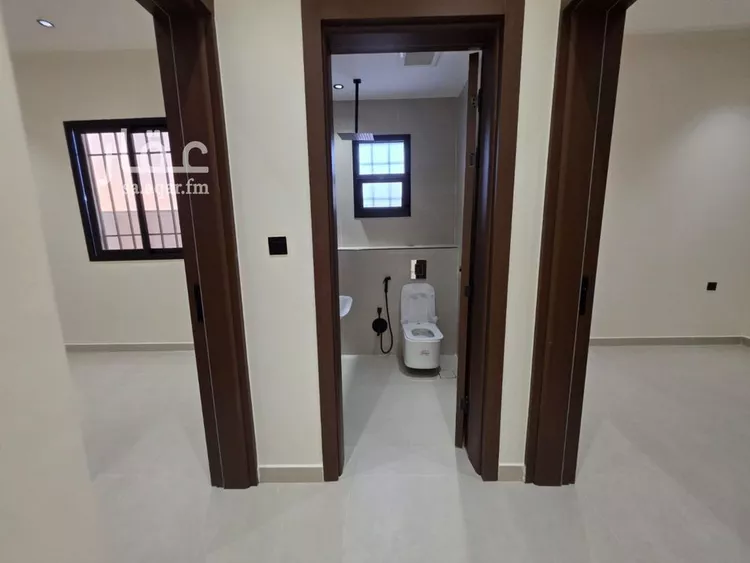 فيلا للبيع في شارع العفج, حي بدر, مدينة الرياض, منطقة الرياض 9