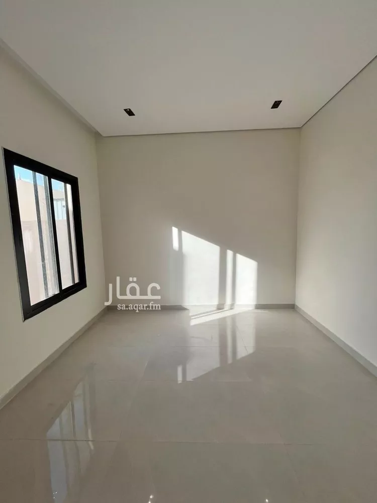 دور للبيع في شارع حافظ, حي بدر, مدينة الرياض, منطقة الرياض 8