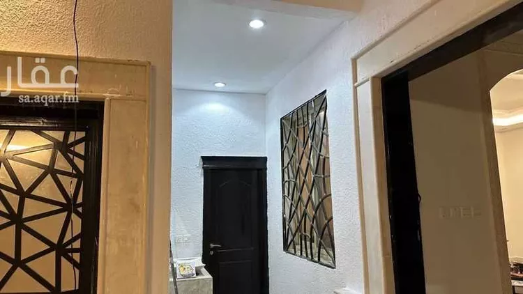 فيلا للإيجار في شارع جبل المدار ، حي العزيزية ، الرياض ، منطقة الرياض صورة 2