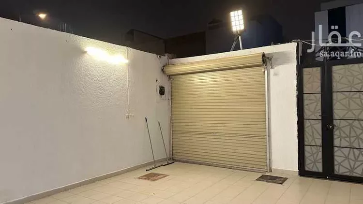 فيلا للإيجار في شارع جبل المدار ، حي العزيزية ، الرياض ، منطقة الرياض