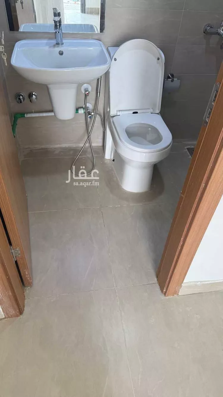 غرفة للإيجار في شارع الزبير بن بكار ، حي مطار الملك خالد الدولي ، الرياض ، منطقة الرياض