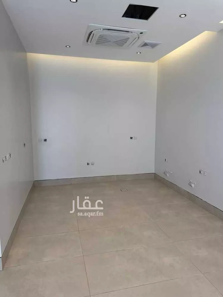 دور للبيع في شارع الزبيرة, حي العقيق, مدينة الرياض, منطقة الرياض 7