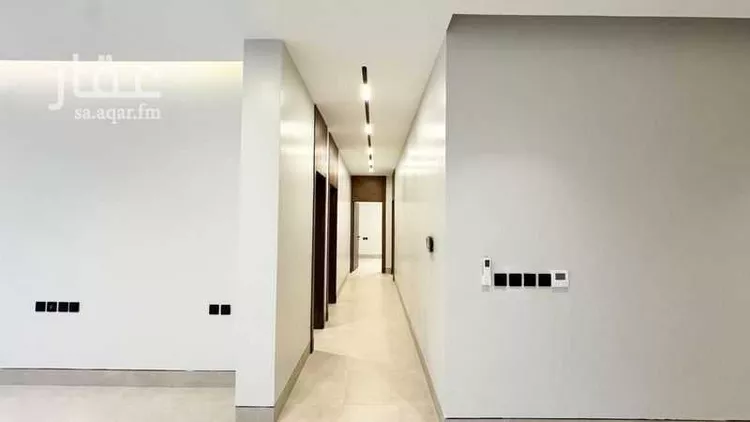 دور للبيع في شارع الزبيرة, حي العقيق, مدينة الرياض, منطقة الرياض صورة 3