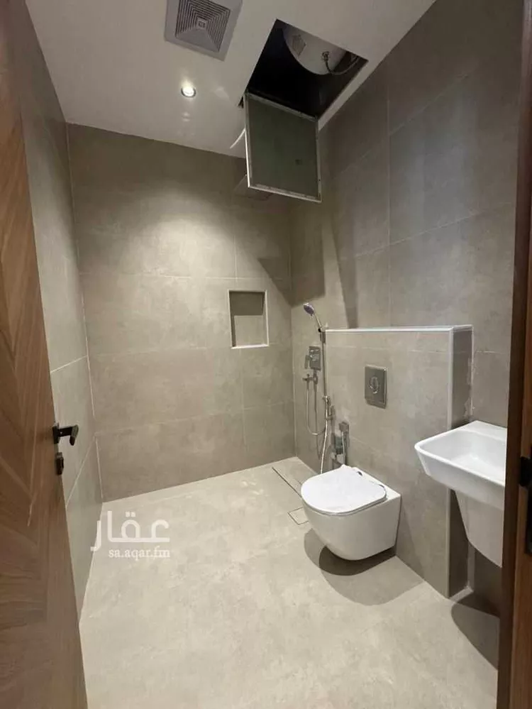 دور للبيع في شارع عثمان بن شبانة, حي العارض, مدينة الرياض, منطقة الرياض صورة 5