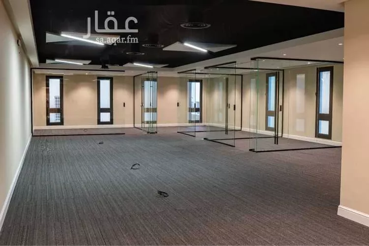 مكتب تجاري للإيجار في شارع طريق الملك عبدالعزيز الفرعي, حي المروج, مدينة الرياض, منطقة الرياض 15