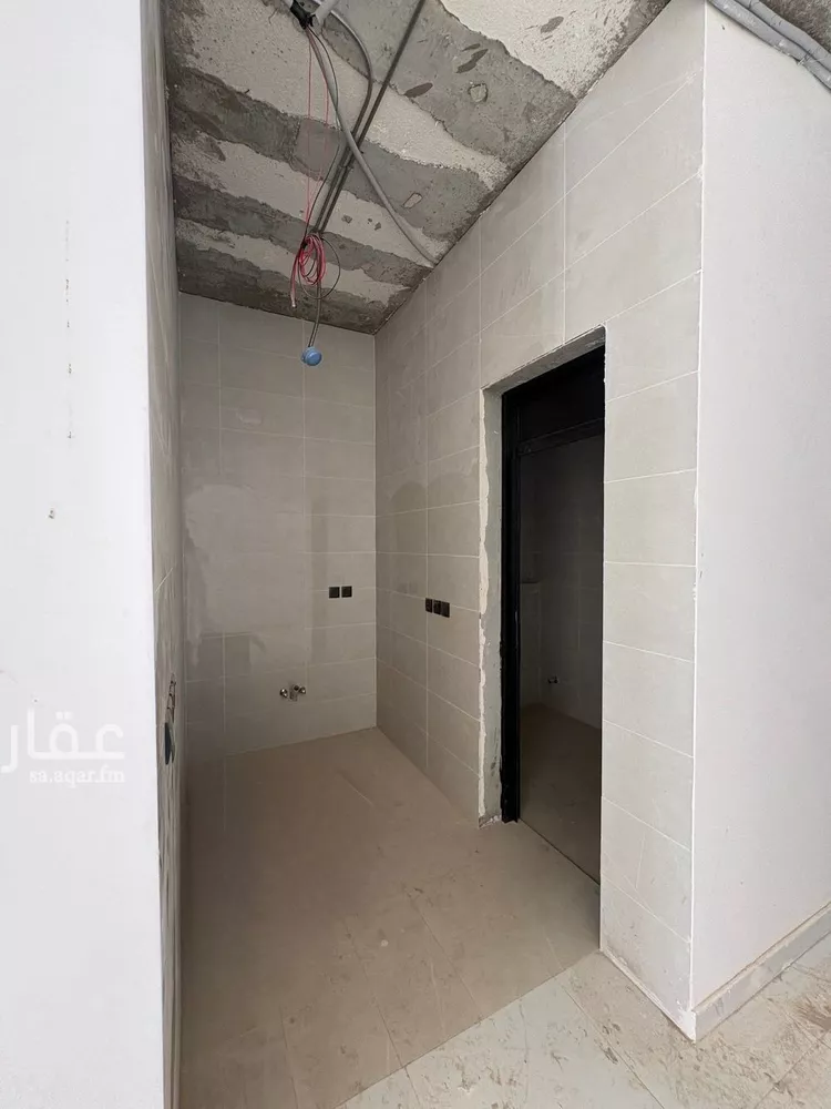 مكتب تجاري للإيجار في شارع عثمان بن عفان, حي النرجس, مدينة الرياض, منطقة الرياض صورة 4