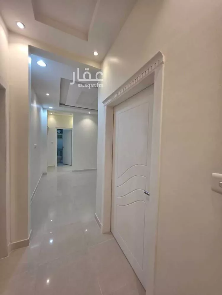 شقة للإيجار في شارع محمد بن عبد الغفار, حي العارض, مدينة الرياض, منطقة الرياض 8