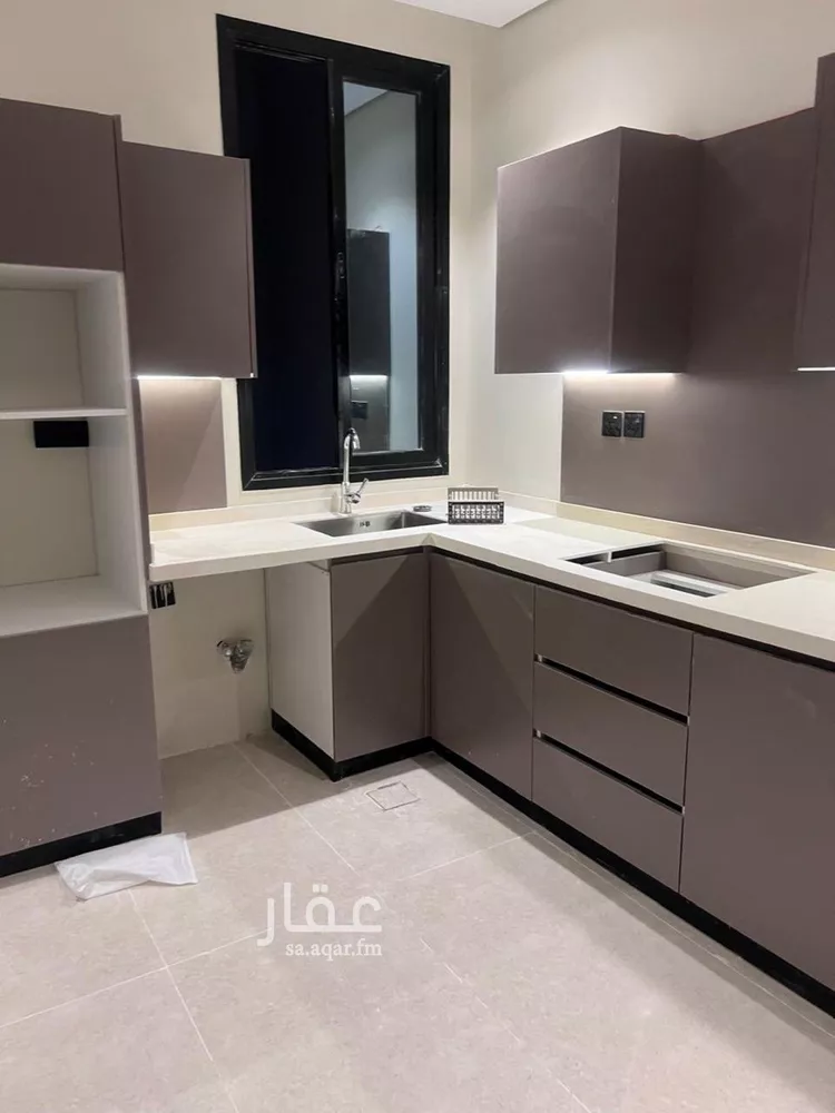 Apartment for Sale in Dammam Ash Shulah 13