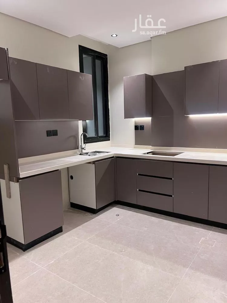 Apartment for Sale in Dammam Ash Shulah 16
