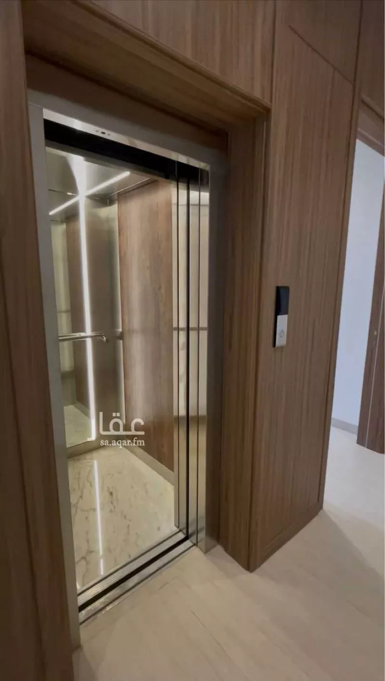 دور للبيع في شارع محسن باروم, حي العارض, مدينة الرياض, منطقة الرياض صورة 2