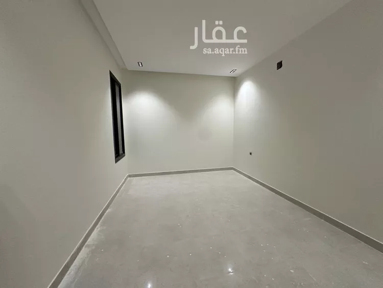 Floor for Sale in Riyadh Tuwaiq 14