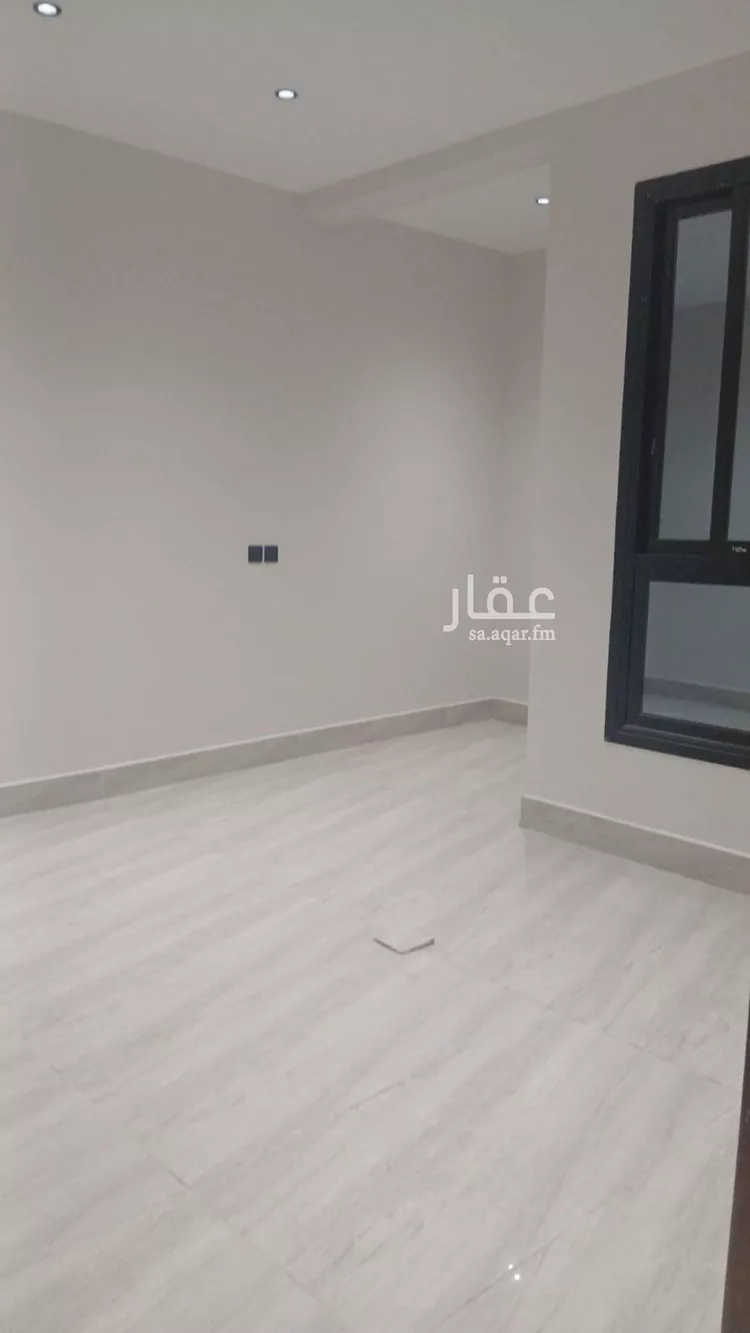 Floor for Sale in Riyadh Dirab 10