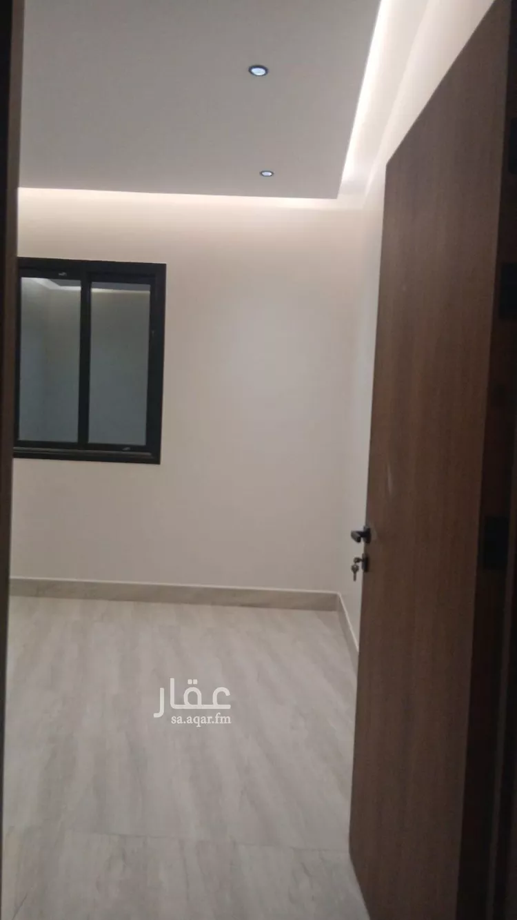 Floor for Sale in Riyadh Dirab 15