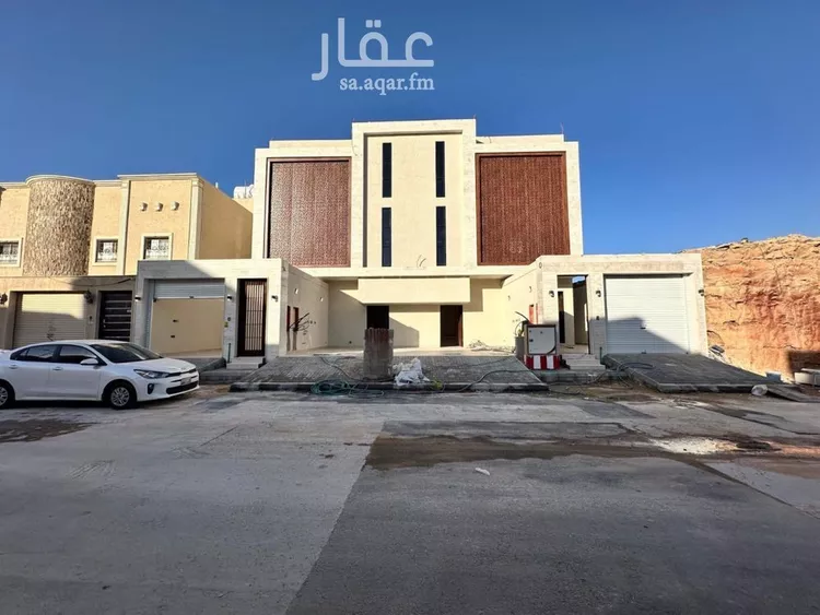 دور للبيع في شارع علي بن النقيب, حي الحزم, مدينة الرياض, منطقة الرياض 1 صورة