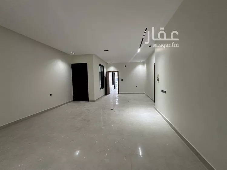 Floor for Sale in Riyadh Tuwaiq 12