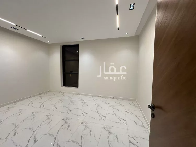Floor for Sale in Riyadh Tuwaiq 14