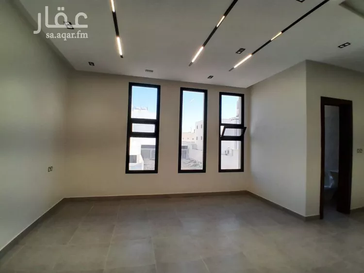 فيلا للبيع في شارع رقم 243, حي ظهرة لبن, مدينة الرياض, منطقة الرياض 17