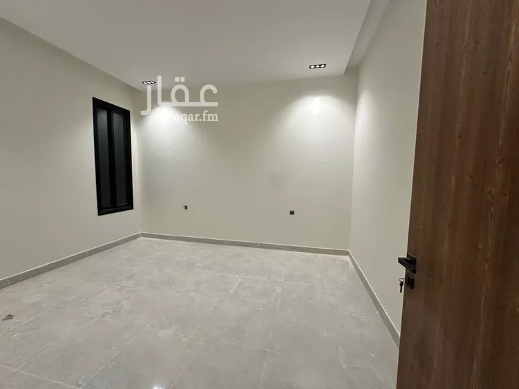Floor for Sale in Riyadh Tuwaiq 10