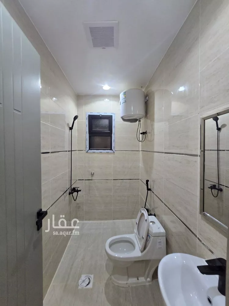 فيلا للبيع في شارع روضة عشيران, حي طيبة, مدينة الرياض, منطقة الرياض صورة 4