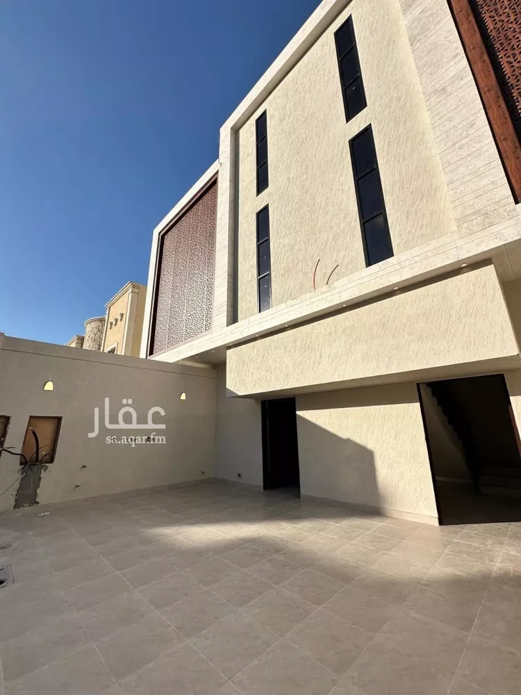 دور للبيع في شارع علي بن النقيب, حي الحزم, مدينة الرياض, منطقة الرياض صورة 2