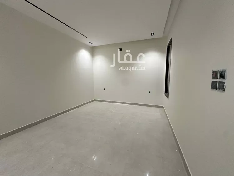 Floor for Sale in Riyadh Tuwaiq 9