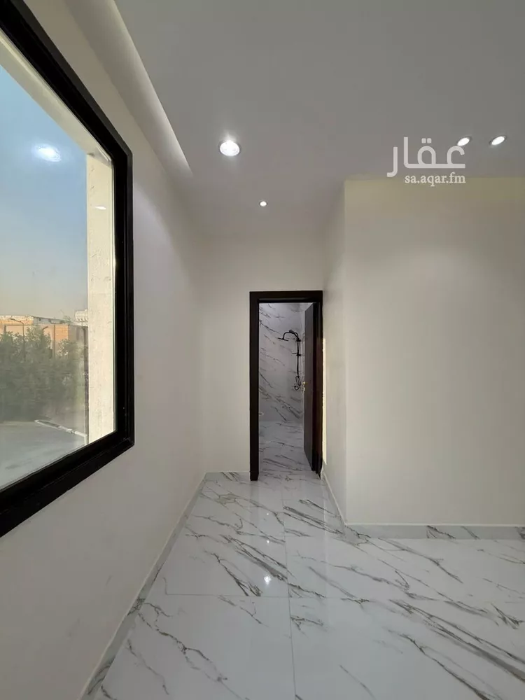 فيلا للبيع في شارع حاسم, حي العريجاء الغربي, مدينة الرياض, منطقة الرياض 14