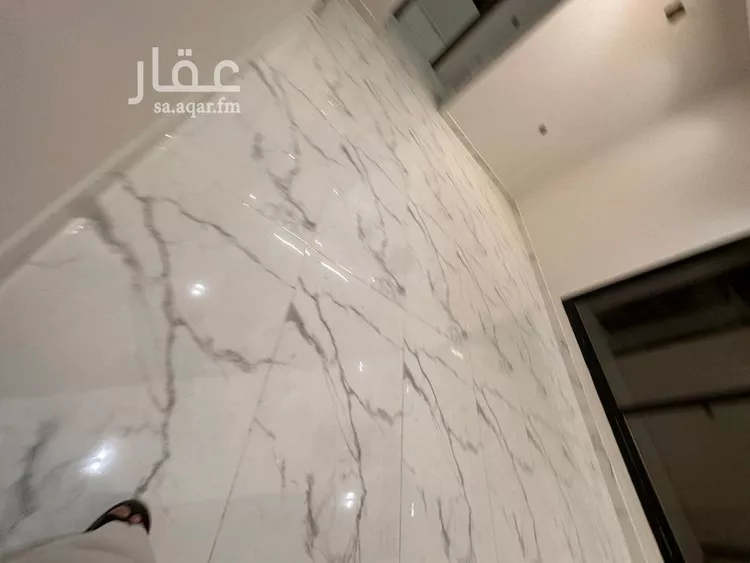 Floor for Sale in Riyadh Tuwaiq 9