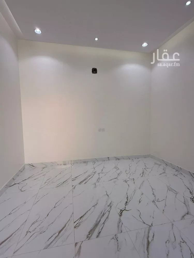 فيلا للبيع في شارع حاسم, حي العريجاء الغربي, مدينة الرياض, منطقة الرياض 8